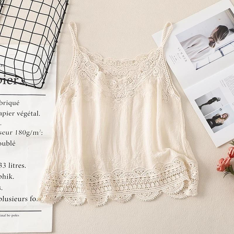White lace suspender small vest for women with a base inside, a new cotton and linen sleeveless top and shirt in summer