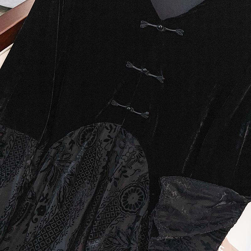 Velvet V-Neck Lace Patchwork Top with Frog Button – Plus Size Chinese Style