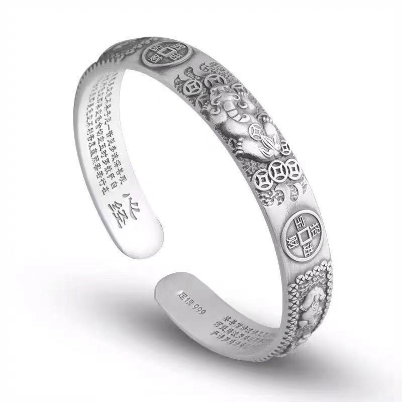 Personalized Retro Ethnic Pixiu Bangle for Men Women Stylish Cuff Bracelet Unique Jewelry Gift