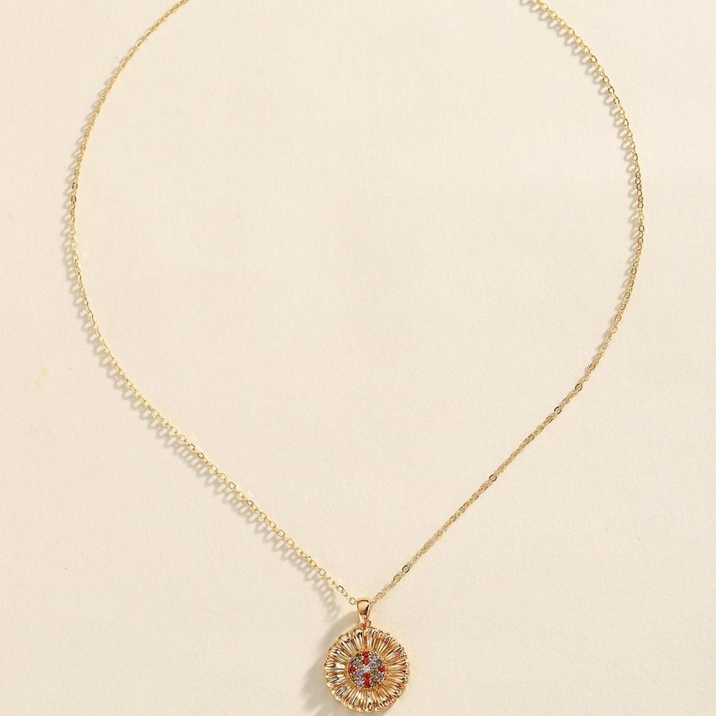 Gold Daisy Pendant Sunflower Necklace - Women's Clavicle Chain