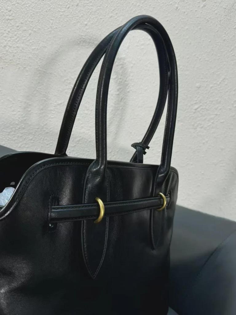 Vintage Genuine Leather Cowhide Tote - Large Capacity Handbag for Women