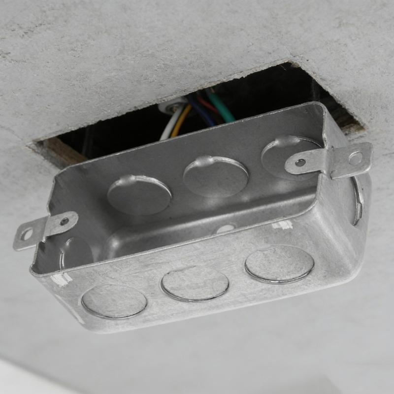 US Standard Metal Outlet Box with Galvanized Irons Construction Precise 81mm Screw Spacing and Corrosion Resistance