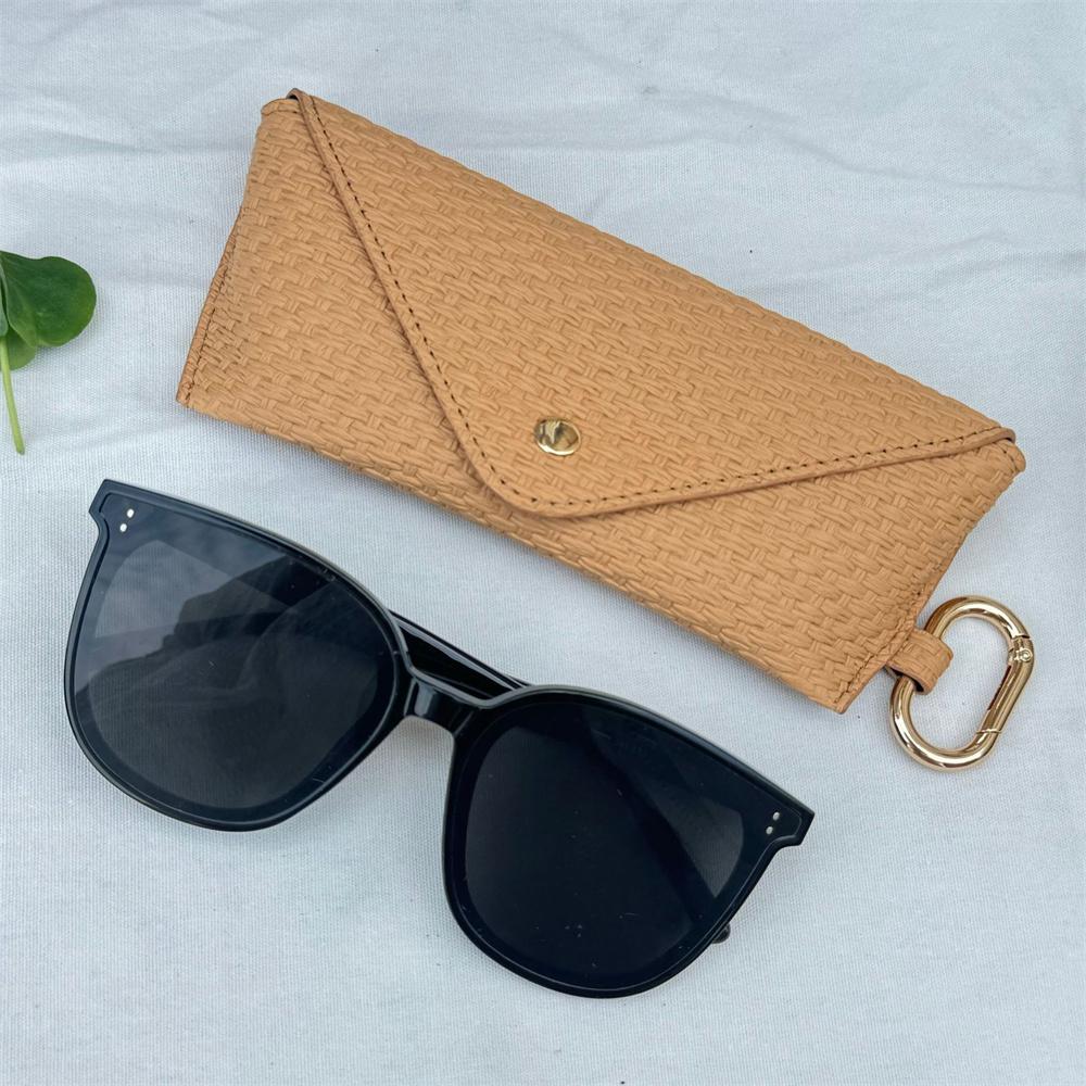 

Straw Woven Glasses Bag Multi-Function Pu Leather Eyewear Case Eyeglass Protective Bag Creative Keychain Sunglasses Holder For