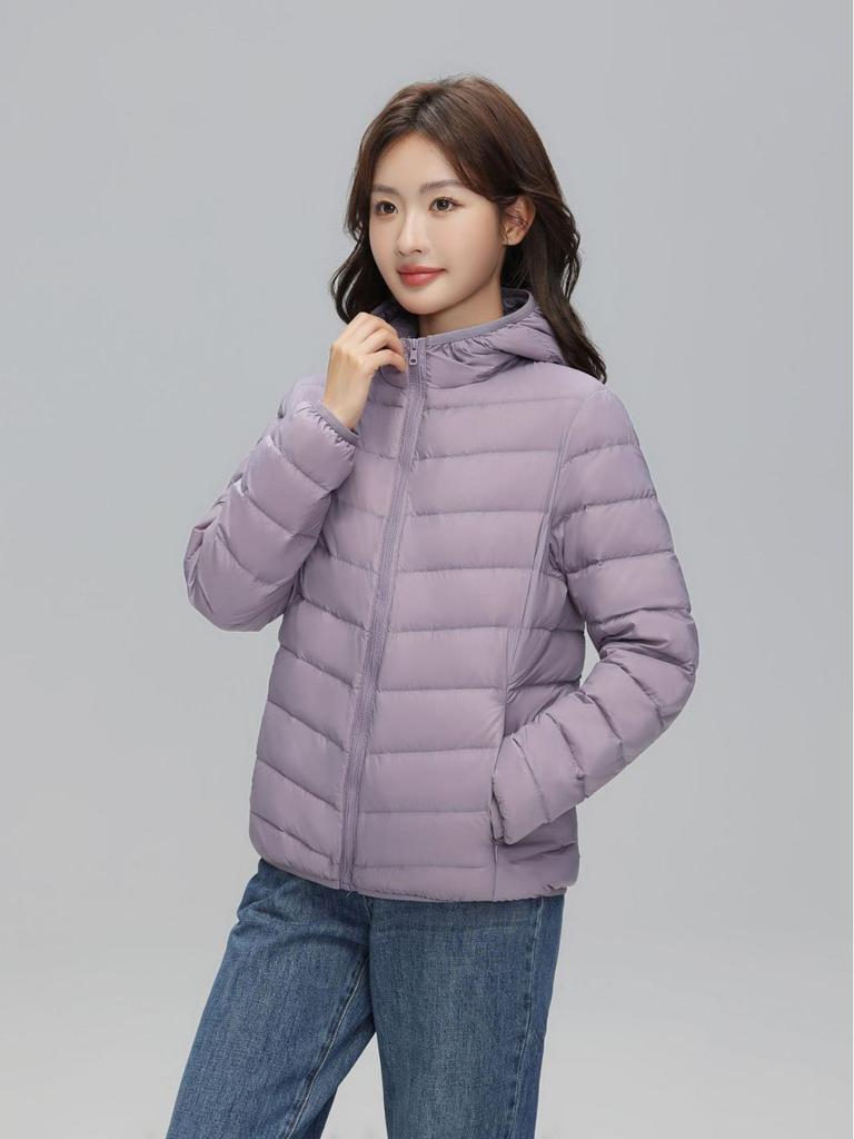 Women's Lightweight Short Down Jacket, Autumn/Winter 2025: Hooded, Slimming, 90% White Duck Down, Casual Outerwear Trend.
