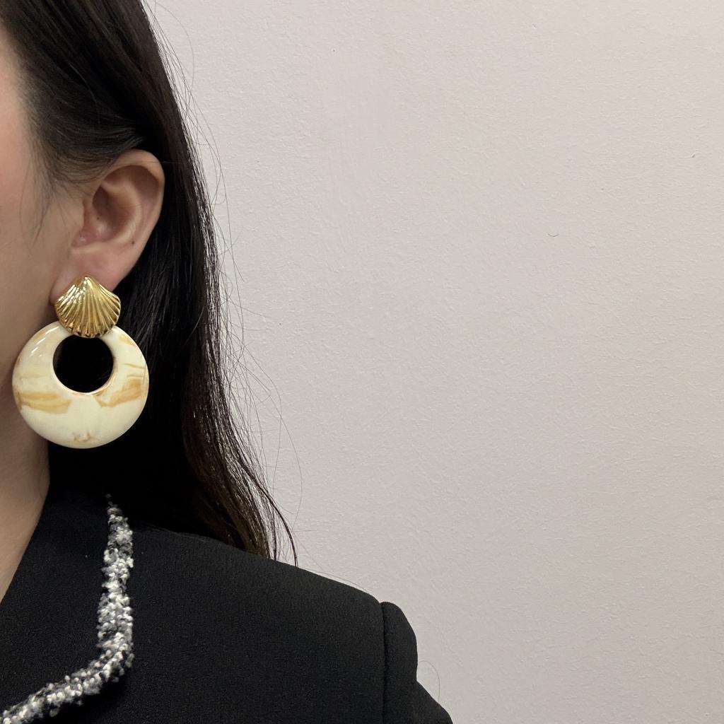 Medieval Hong Kong Style Fashion Daily Earrings Retro Niche Design Sense Niche Oval Niche French Design Earrings