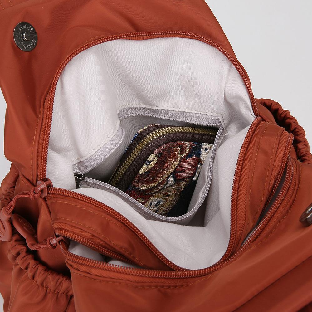 Backpack Women's 2025 New Breast Bag Light Commuter Crossbody Bag Sports Tourism Mountaineering Small Backpack