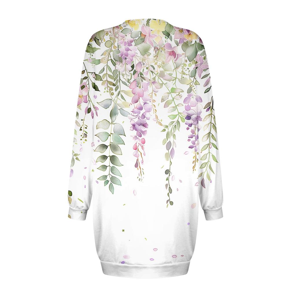 Dámské retro květinové šaty s kulatým výstřihem a dlouhým rukávem, zabalené do koupelny