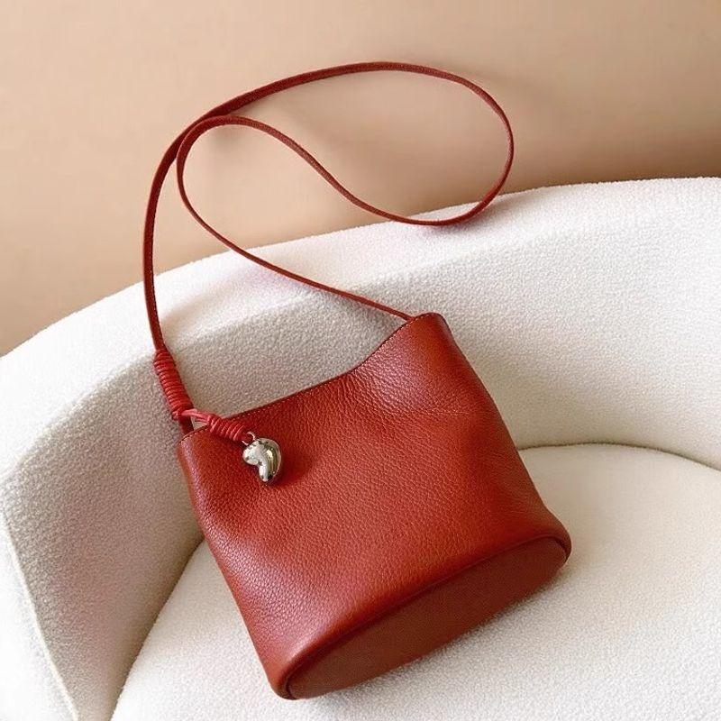 

South Style Chio2nd Owner s Original Genuine Leather Wheat Field Party Bucket Bag Women Shoulder Shoulder Small Bag Brick Red collection priority delivery