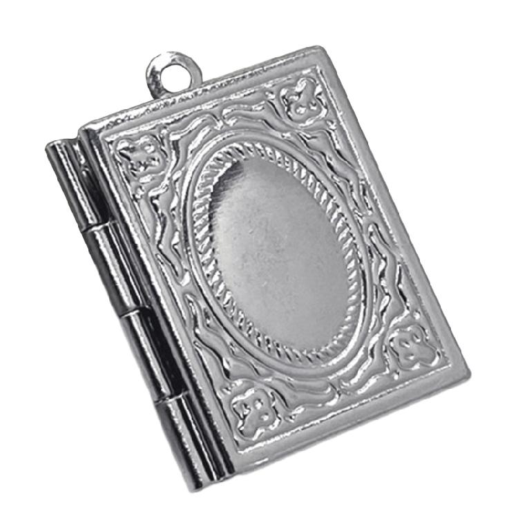 Sophisticated Photo Locket Pendant With Fine Detailing Stylish Photo Holder Accessory For Stylish Everyday Wear