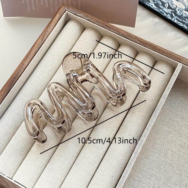 Large Brown Leopard Print Acrylic Wave Hair Claw Clips, Non-Damaging Hair Clips for Women with Thick Hair, Non-Slip Strong Hold