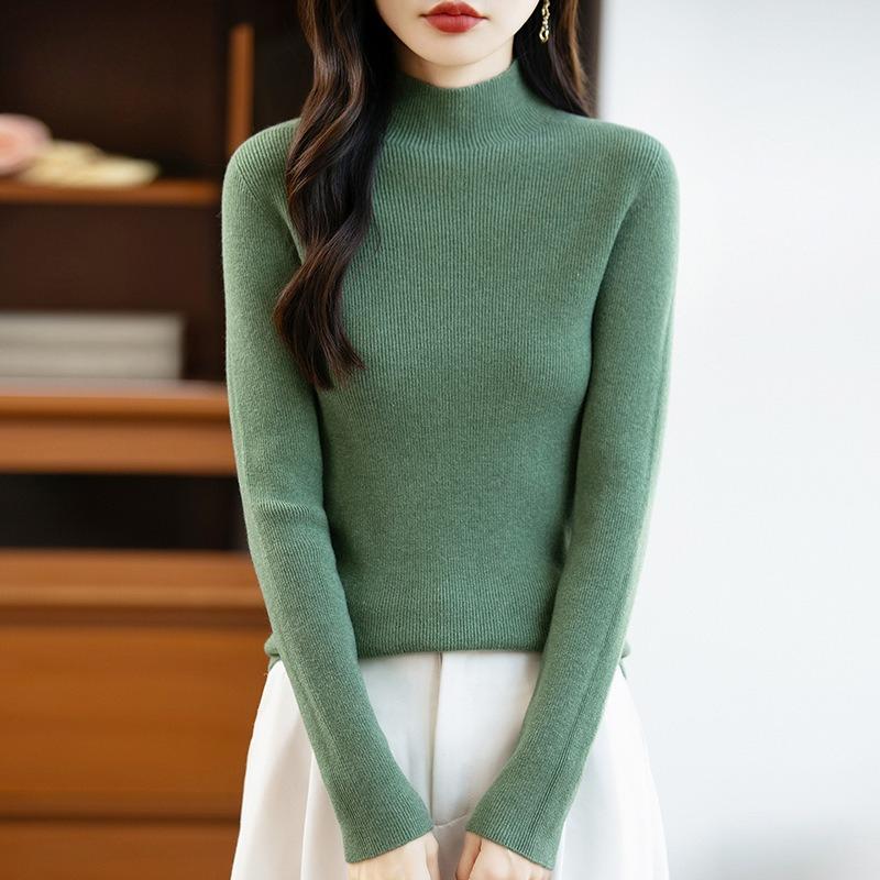 A New Semi-high-neck Sweater for Women In Autumn and Winter, A Slimming and Form-fitting Long-sleeved, Versatile and Stylish Base Layer