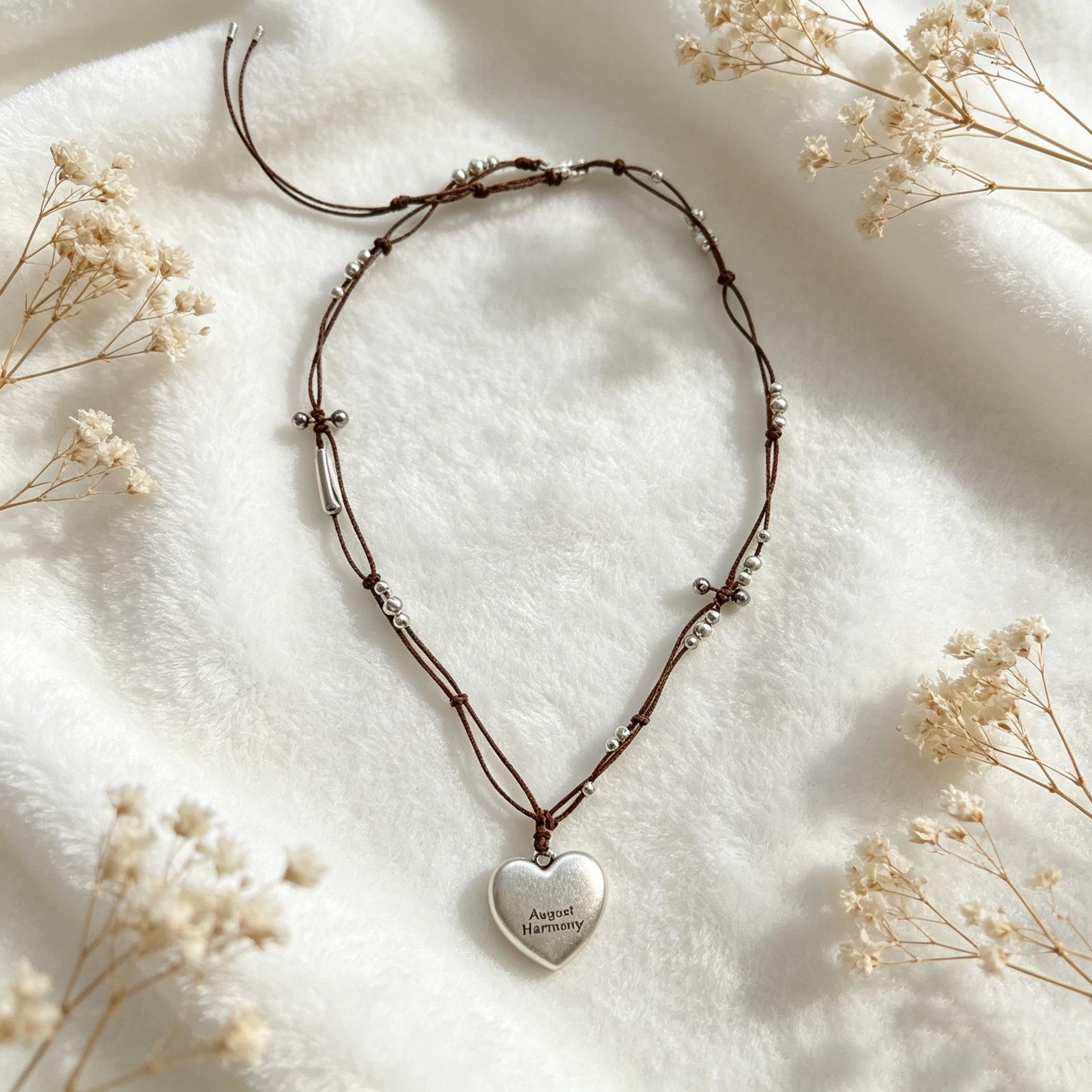 Niche Retro Love Pendant Necklace High Sense Simple Personality Versatile Long Sweater Chain Accessories Love