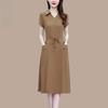 Modisches Sommerkleid für Mütter Lockere Passform Bindegürtel Elegant und Schlankmachend Mittelalte Frauen