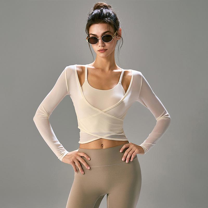 Women's Professional Yoga Set: Long Sleeve, Waist-Cinching, Slimming Two-Piece for Pilates with Chest Pads.