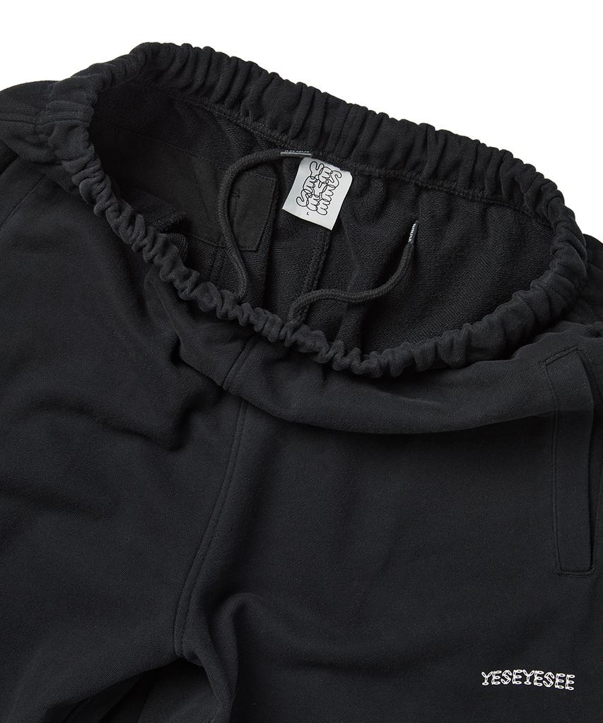 YESEYESEE C-Logo Straight Sweatpants Black
