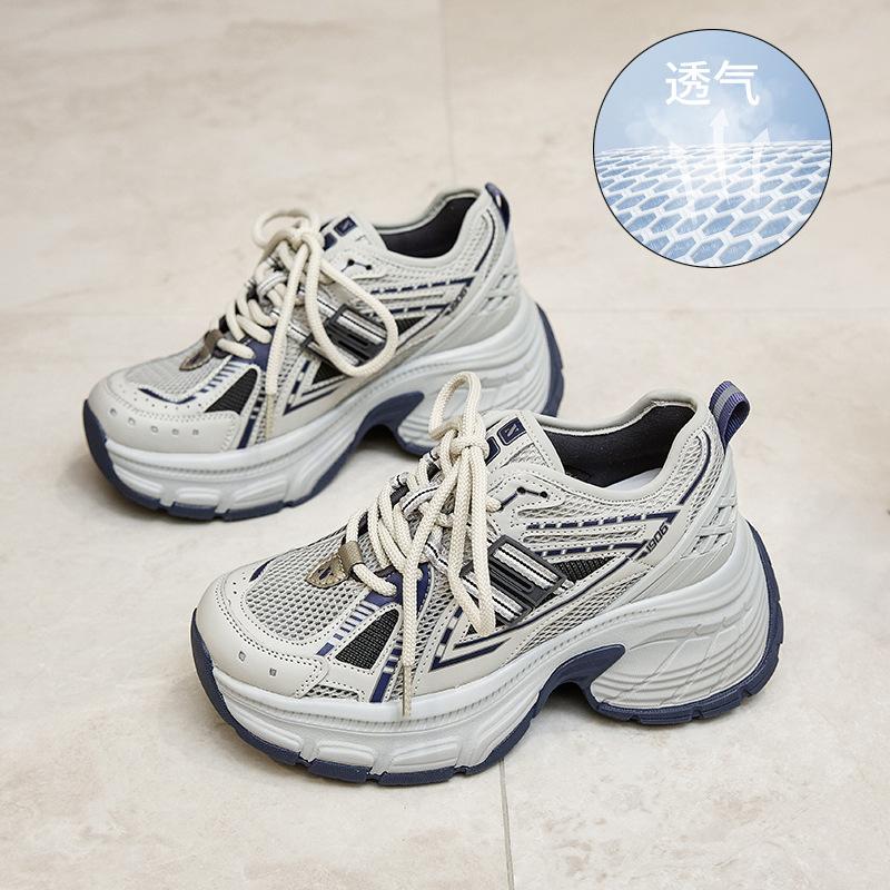 Inner heightening platform retro dad shoes women's 2025 spring new sports shoes casual shoes German training shoes Forrest Gump shoes women