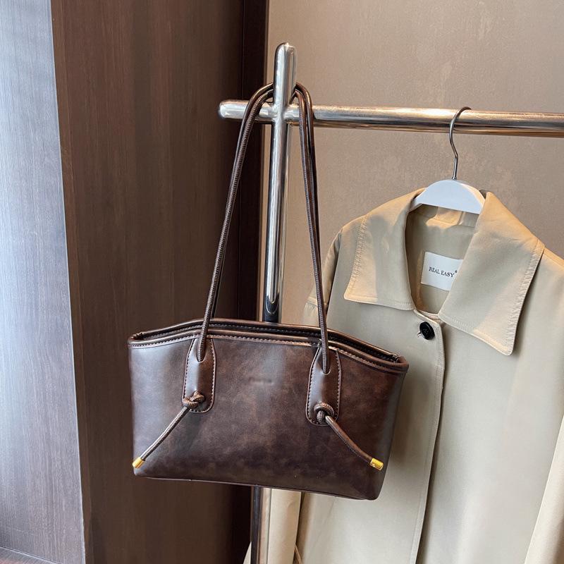 2024 Autumn/Winter Women's High-End Retro Large Capacity Shoulder Tote Handbag