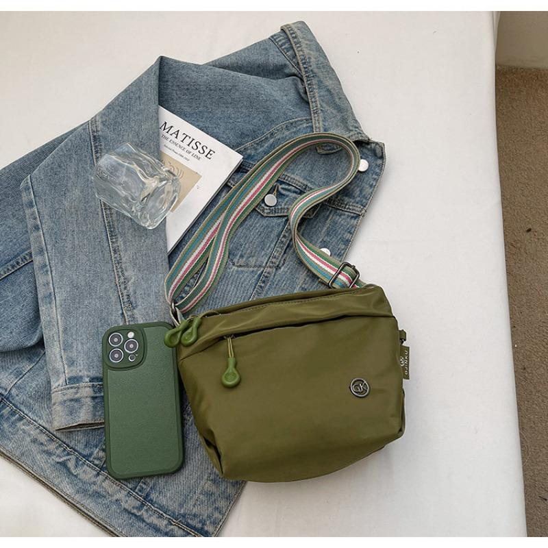 Casual Minimalist Nylon Crossbody Bag Premium Lightweight Small Shoulder Bag Commuter Phone Bag Spacious Women Purse
