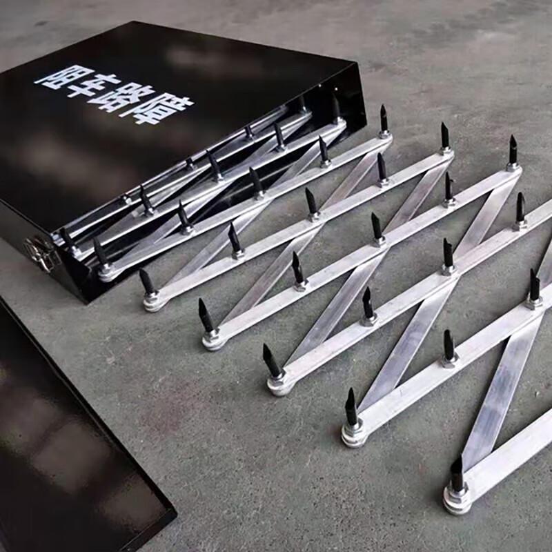 Xiangying Portable Tire Spiking Roadblock
