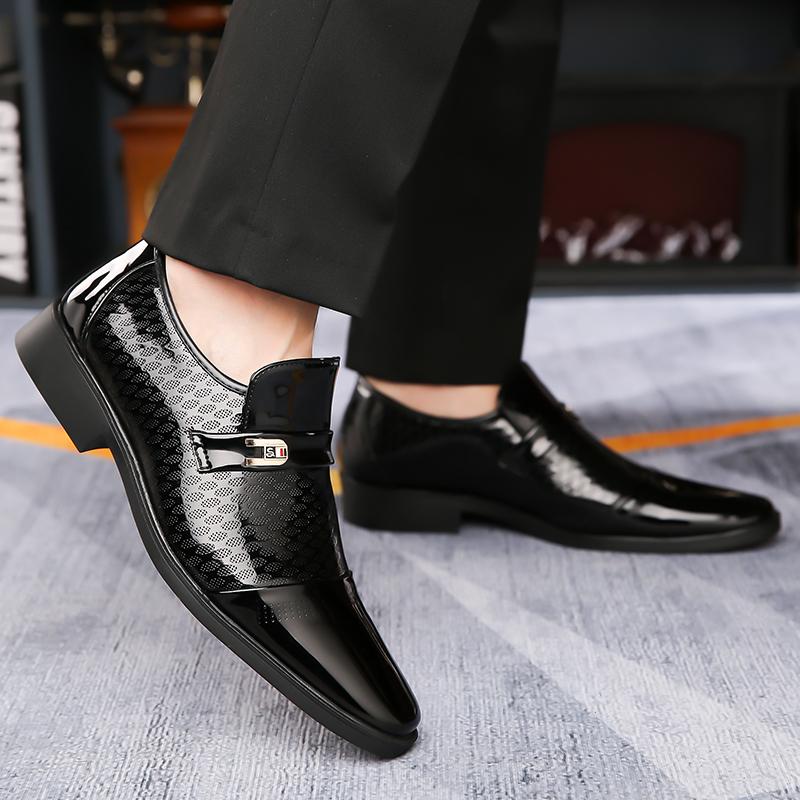 Fashion Pointed Toe Shiny Leather Formal Shoes Men'sWedding Party Work Loafers Lightweight Business Casual Shoes for Men New Dress Shoes