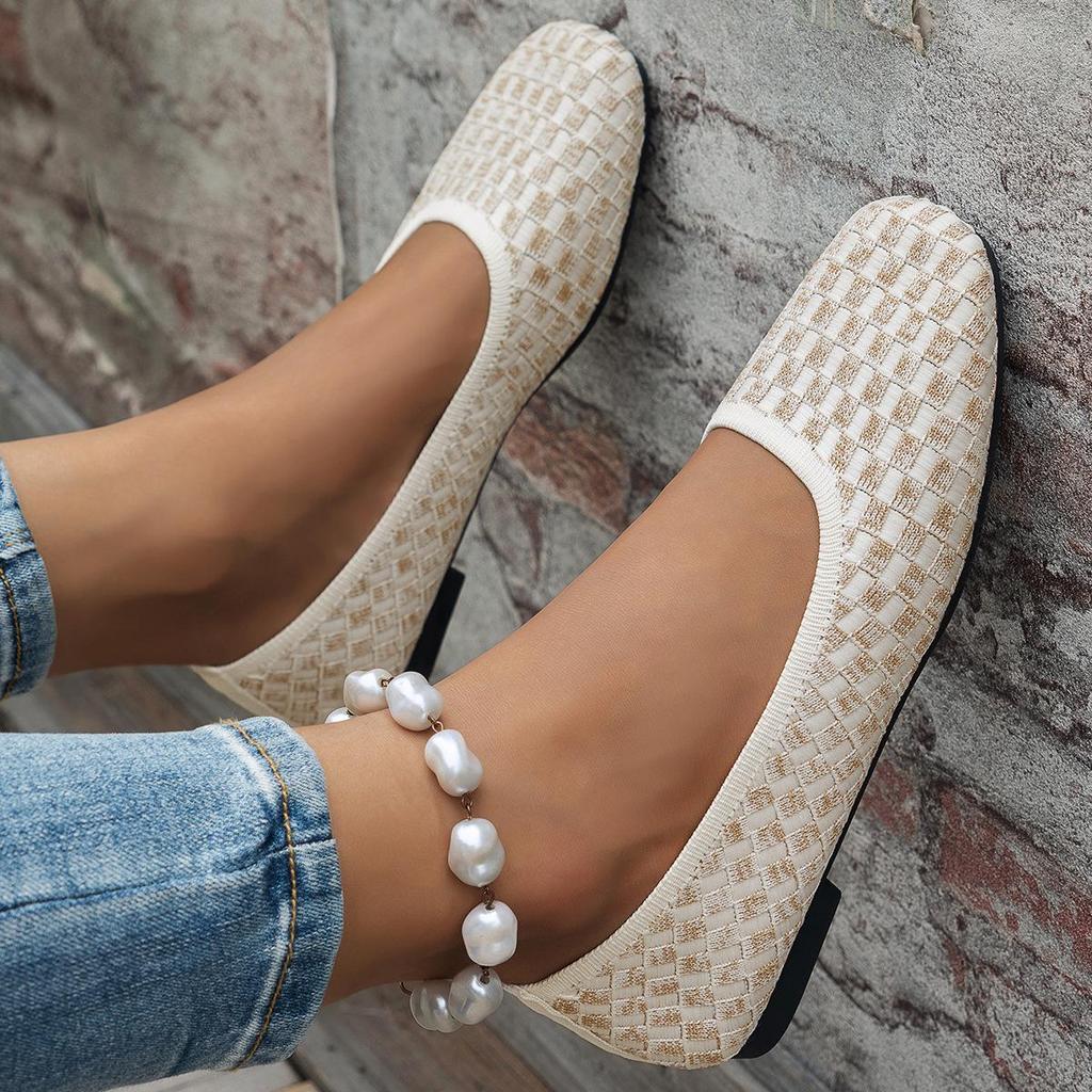 Plus Size Breathable Flyknit Square Toe Color Block Women's Shoes