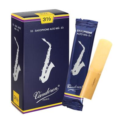 Vandoren Traditional Alto Saxophone Reed 3-1/2