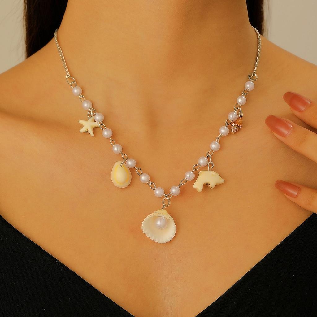 2025 Sweet skirt collarbone chain summer seaside dopamine starfish shell asymmetrical pendant necklace female