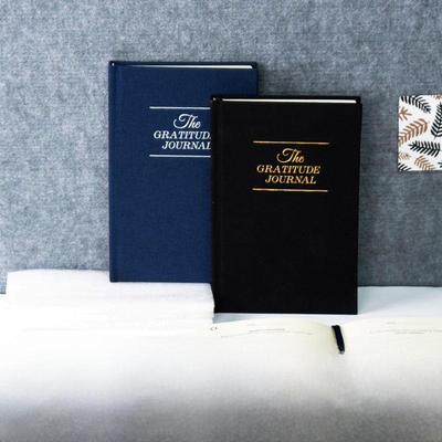 Japanese Cross-Border Gratitude and Diary Notebook - Portable, Simple English Edition