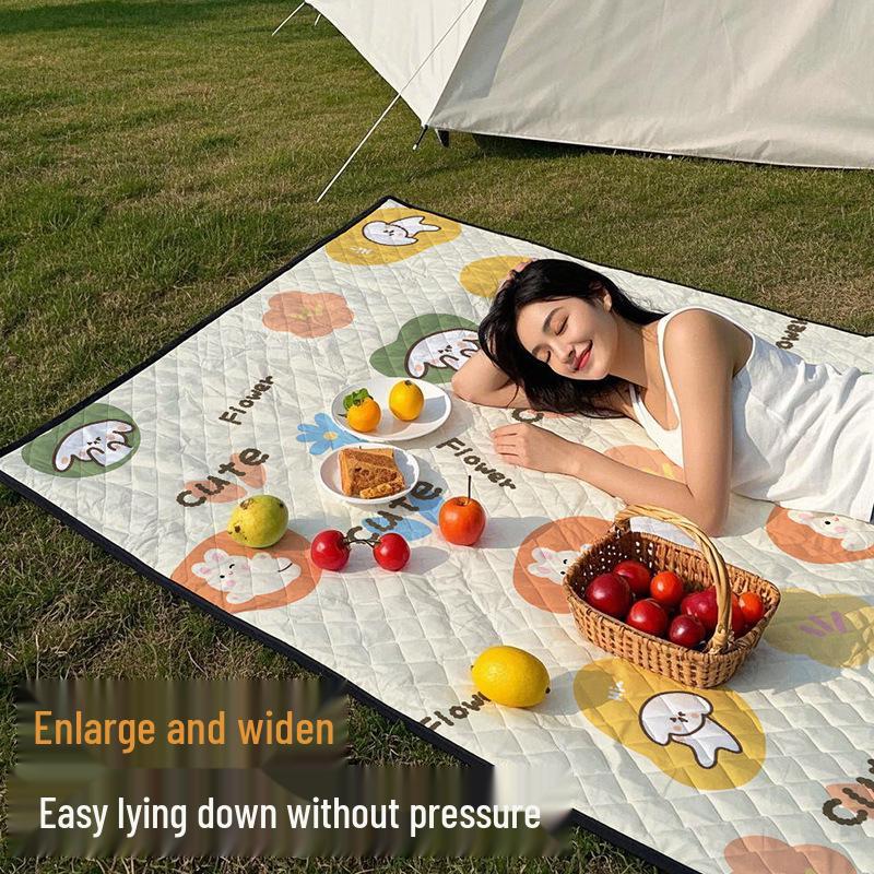 Waterproof Outdoor Picnic & Camping Mat: Thick, Moisture-Proof, Portable Lawn Cushion