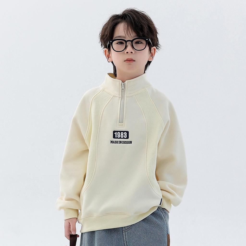 Boys' Velvet Half-Zip Stand Collar Hoodie: 2025 Winter Thickened One-Piece Top for Children