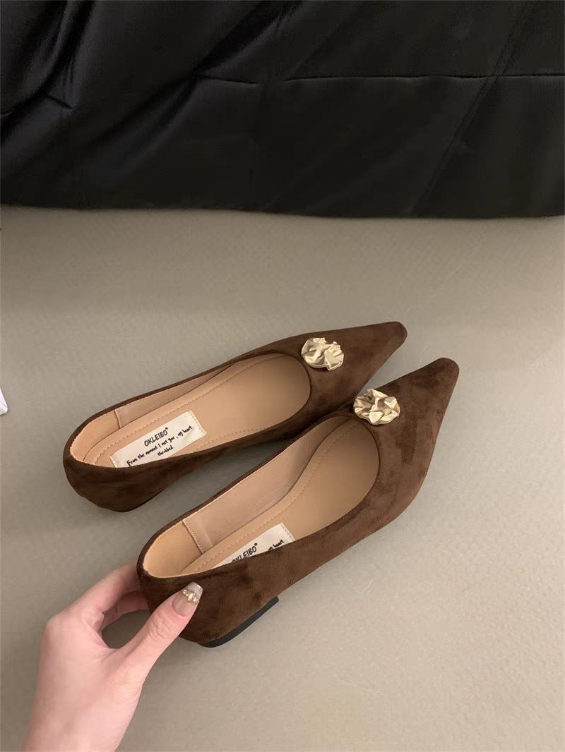 

МОДНЕ ВЗУТТЯ Чоловічі дихаючі спортивні кросівки Спортивне взуття для бігу Відкритий жіночий теніс Тренажер для тренажерного залу 40 темно-коричневого кольору