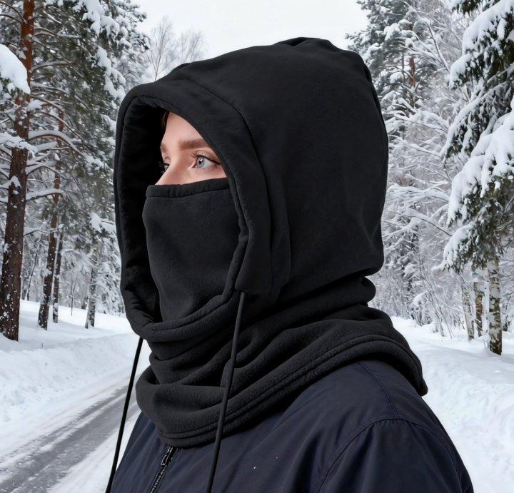 Unisex Zimní Kukla Pletená s Kapucí - Větruodolná Maska se Stahovací Šňůrkou, Pokrývka Hlavy pro Motocyklovou Jízdu Teplá Pletená Čepice do Chladného Počasí
