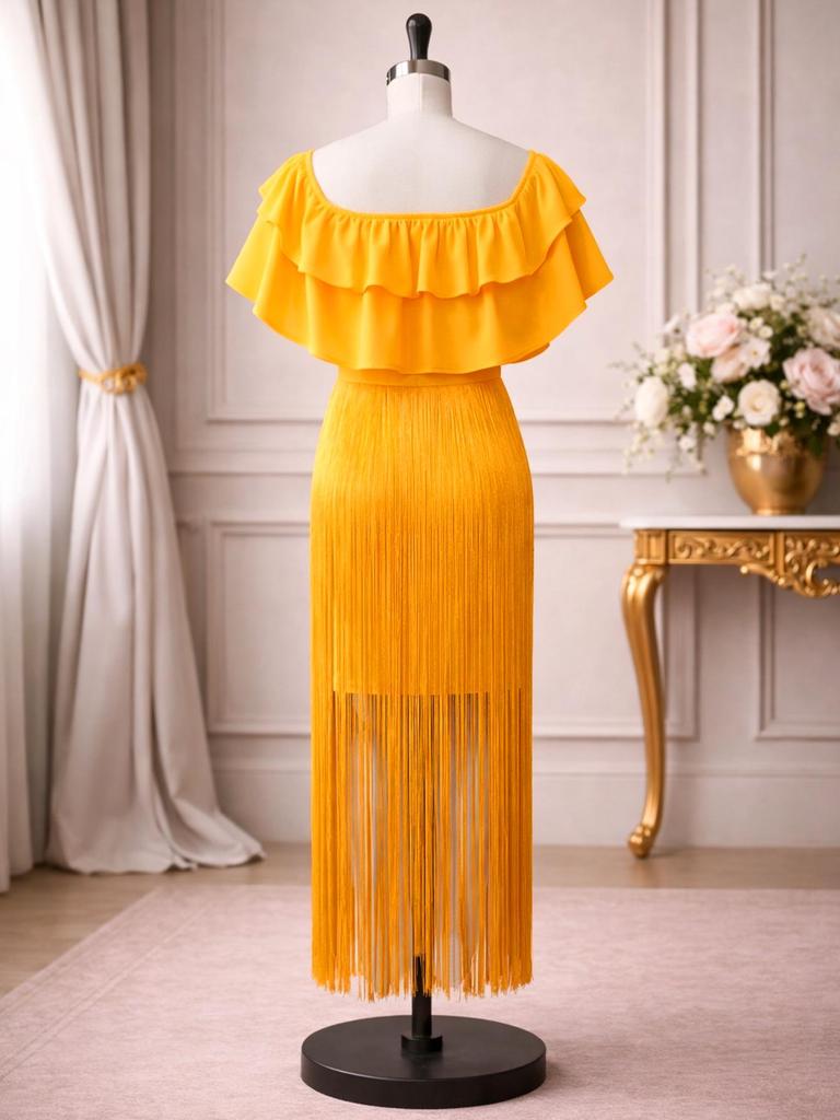 Gelbes One-Shoulder-Rüschenkleid mit Fransen-Saum in Übergröße