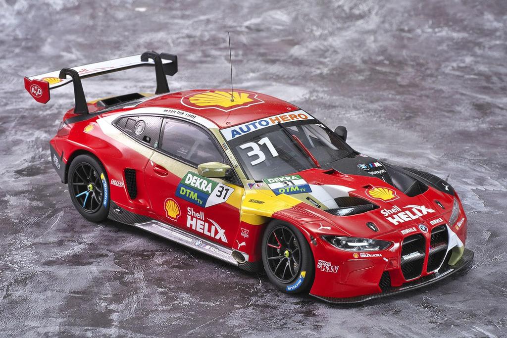 Platz/NuNu 1/24 Racing Series BMW M4 GT3 2022 DTM Champion Plastic Model Car PN24045 (Car)