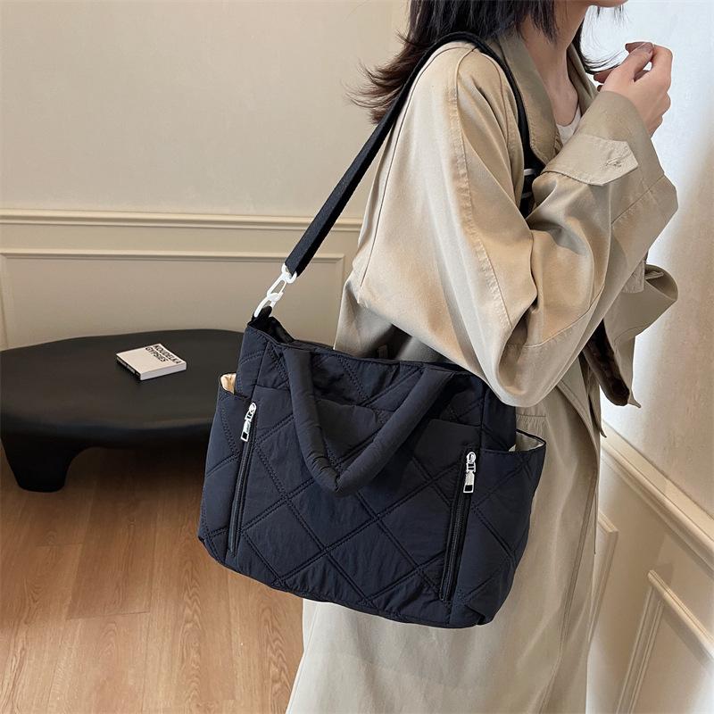 2025 New Women's Tote Bag Satchel with Compartment Large Zipper Handbag Suitable for Travel and Work