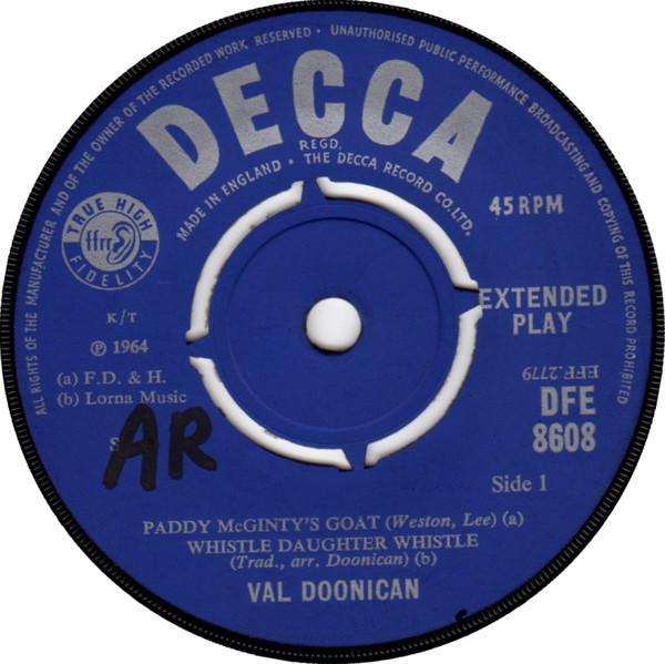 

7-дюймовая пластинка VAL DOONICAN The Green Shades Of DFE8608 Decca 1964 UK Поп Б/у