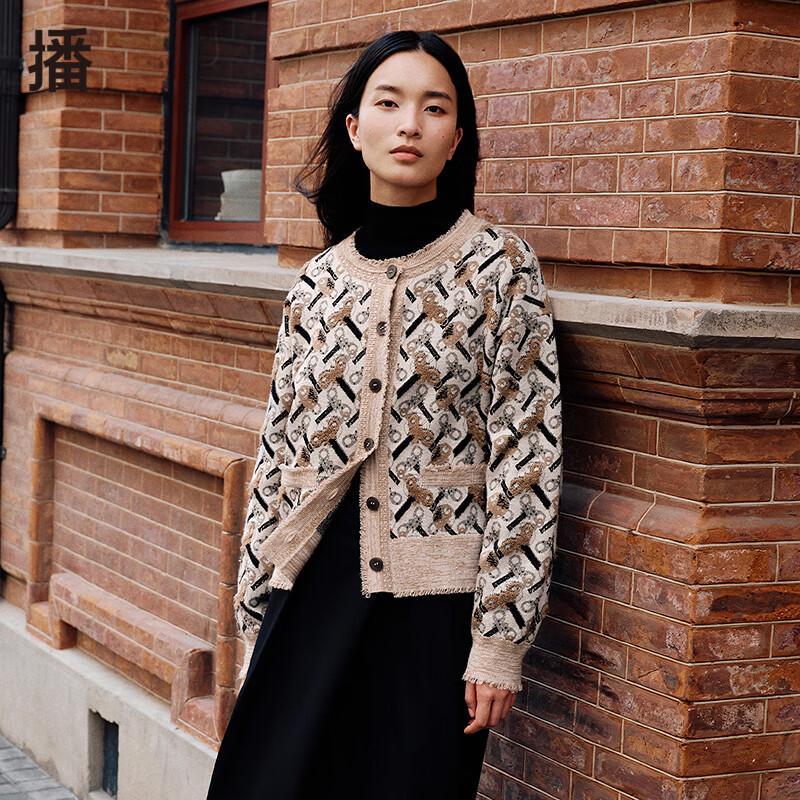 

Broadcast Women s Retro Round Neck Knit Cardigan L