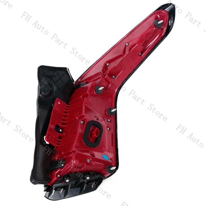 Car Rear Bumper Taillight Taillamp For Cadillac XT5 2020 2025 Tail Lamp Brake Stop Turn Signal Light Rearlamp