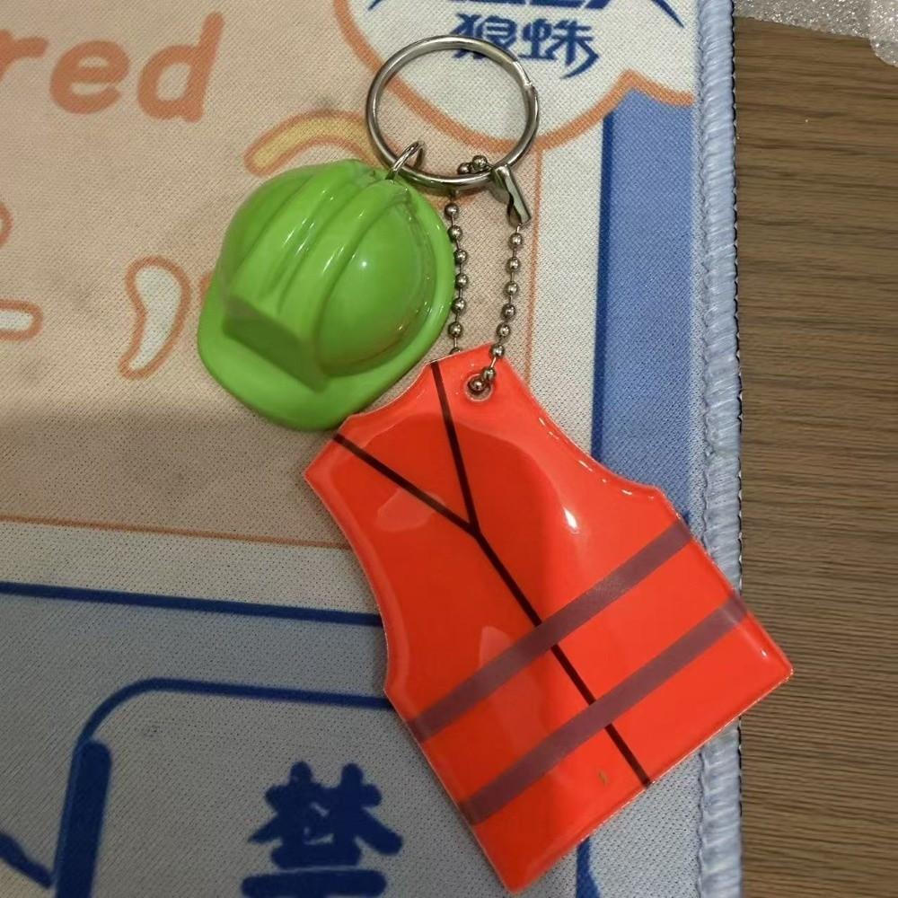 Reflective Design Reflective Keychain Safety Pendant Keychain  Backpack Accessories