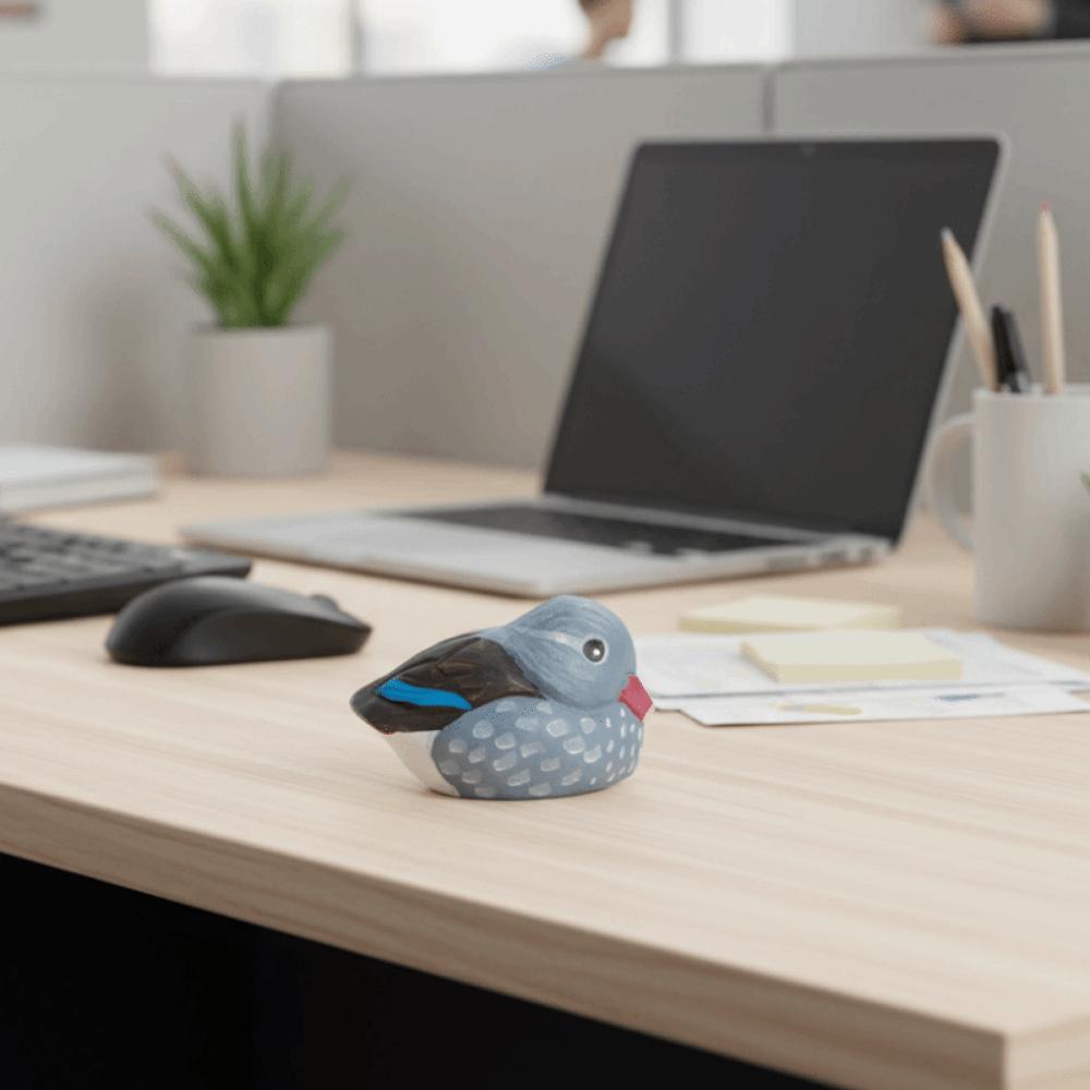 Dekorative Holzvogel-Statue Massivholz Holzschnitzerei Vogel-Ornament Fotografie-Requisiten