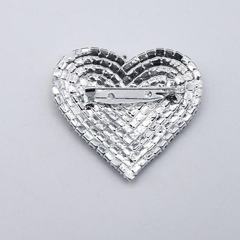 Korean Chain Heart Chain Metal Tassel Brooch For Women Men Suit Decoration Tassel Chain Metal Bead Pin Cloth Jewelry Accessories