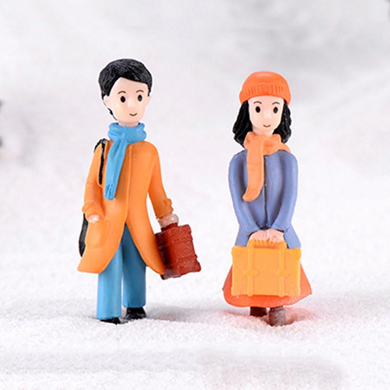 Travel Couple Diy Mini Miniature Fairy Garden Dollhouse Decor Micro Landscape