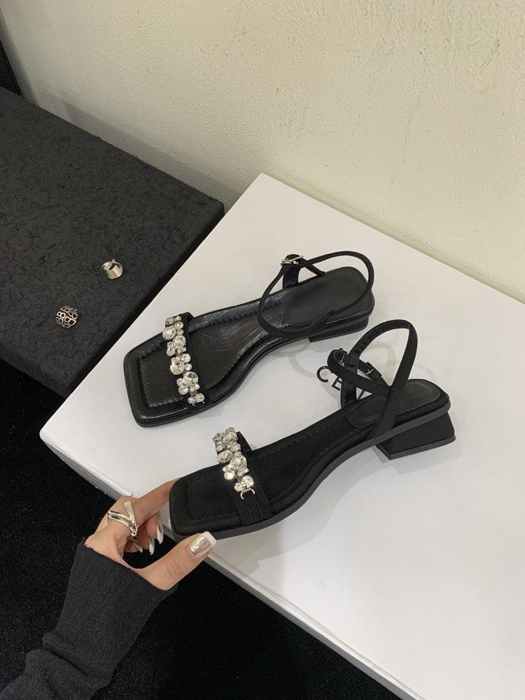 

Silver rhinestone thick heel sandals women s summer new with skirt beautiful low heel shoes 39