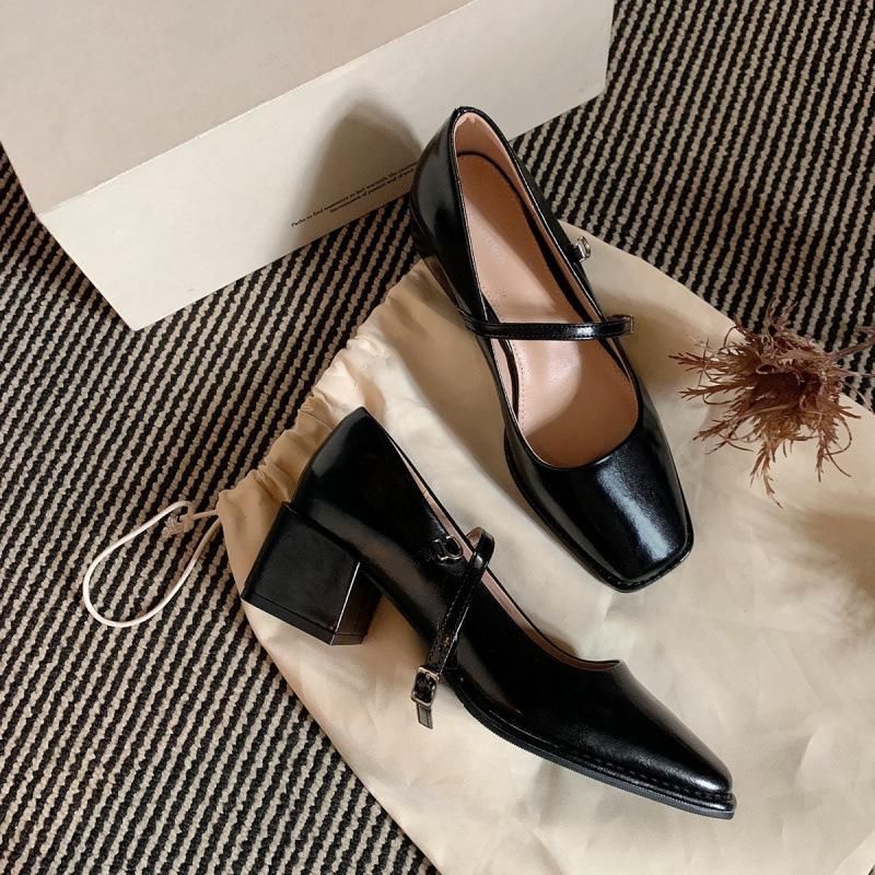 

Shoe temperament square head word with light mouth commuting thick heel Mary Jane single shoes women 35 чорний