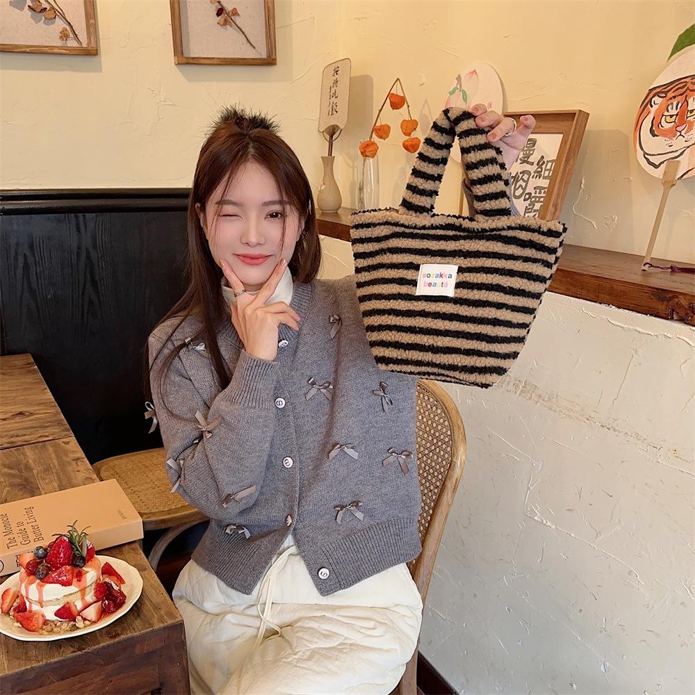 2023 Winter Fashion Women's Plush Polka Dot Handbag - Cute and Stylish for Work or Commute