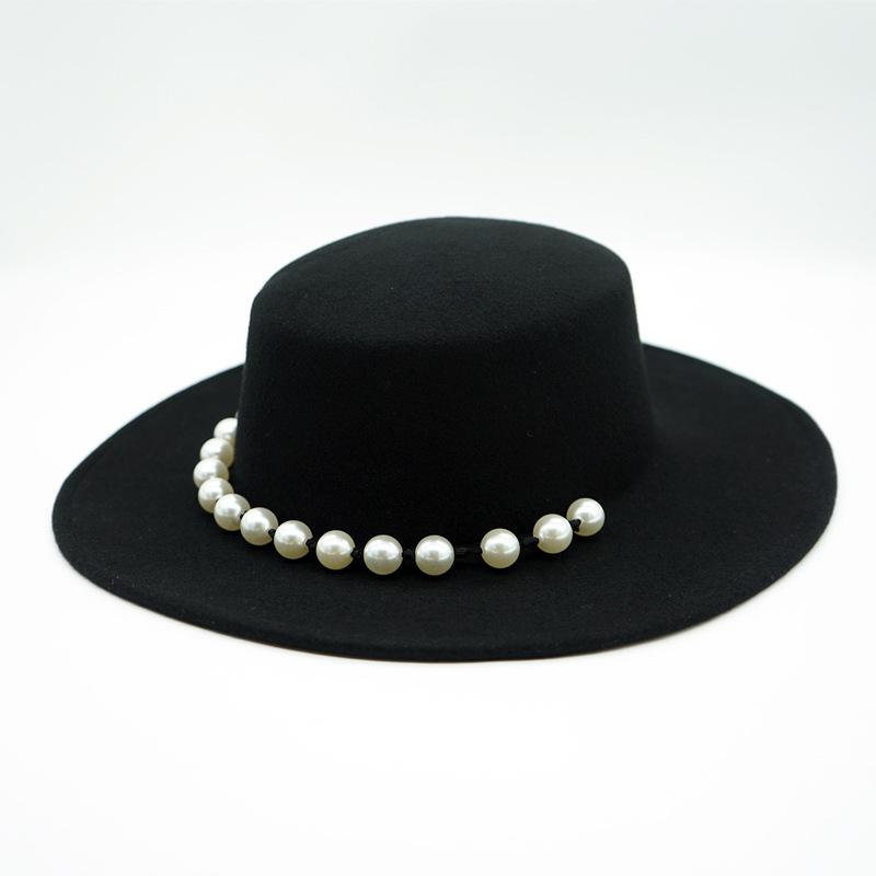 British Retro Black Woolen Flat Top Top Hat Women'S Autumn And Winter Pearl Chain Flat Brim Felt Hat Internet Celebrities Of The Same Style