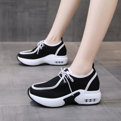Europäische und amerikanische Einzelschuhe 2024 Herbst Neu Dicke Sohle Atmungsaktive Dad-Schuhe Damen Sport- und Freizeitschuhe Sneakers Traf