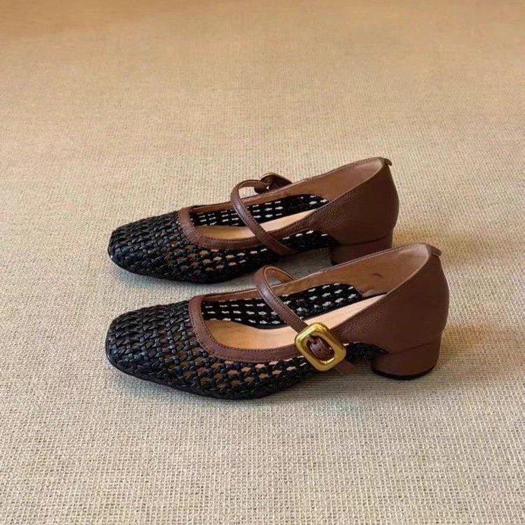 French color matching retro square head woven hollow Mary Jane shoes women's light mouth square head thick heel word with light mouth single shoes