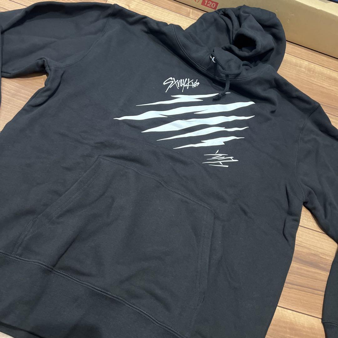 

[USED] Graphic print black hoodie