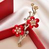 Elegante Pflaumenblüten-Perlenbrosche - Hochwertige Retro-Anstecknadel und Kleidungsaccessoire für Damen